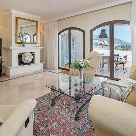 Lag - Spacious Townhouse With Private Jacuzzi Apartman *