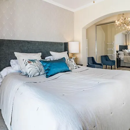 Apartman Lag - Spacious Townhouse With Private Jacuzzi Benahavís