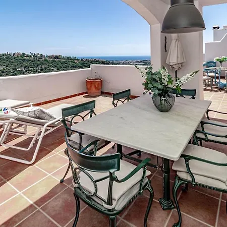 Lag - Spacious Townhouse With Private Jacuzzi * Benahavís