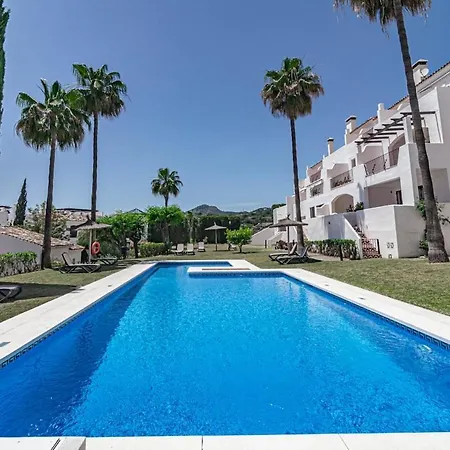 Lag - Spacious Townhouse With Private Jacuzzi * Benahavís